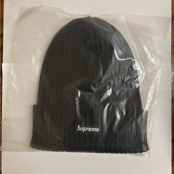 Supreme Black Beanie Overdyed SS25 - Picture 2 of 4
